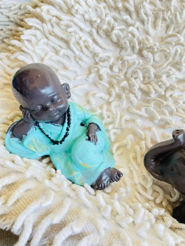 Figura budita pequeño